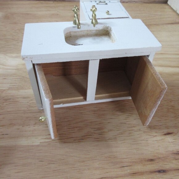 Chadwick Miller White Wooden 4pc Wooden Miniature Kitchen Set #93744 - Picture 7 of 11